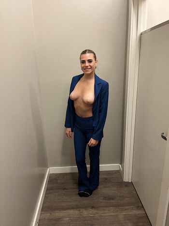 Full leaked Alibites private onlyfans photo