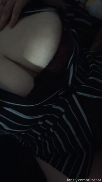 Full leaked Alizebat private onlyfans photo