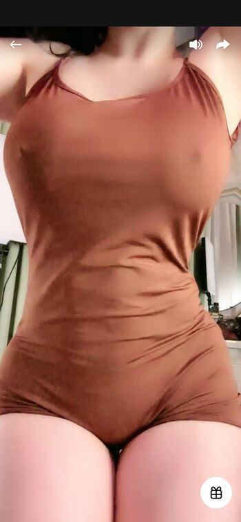 Arab Camgirl