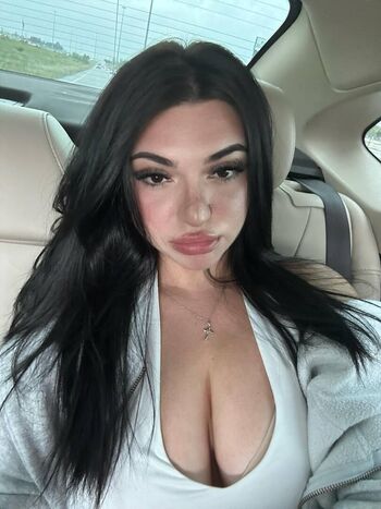 Full leaked Baaileymartinez private onlyfans photo