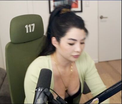 Full leaked Carolinekwan private onlyfans photo