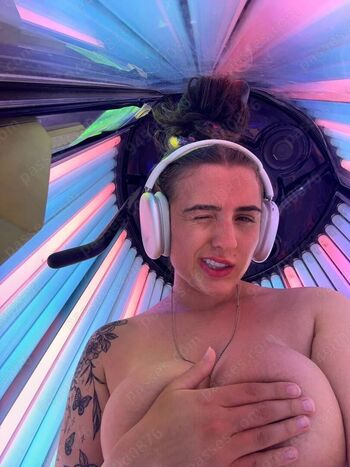 Full leaked Chiwithac private onlyfans photo