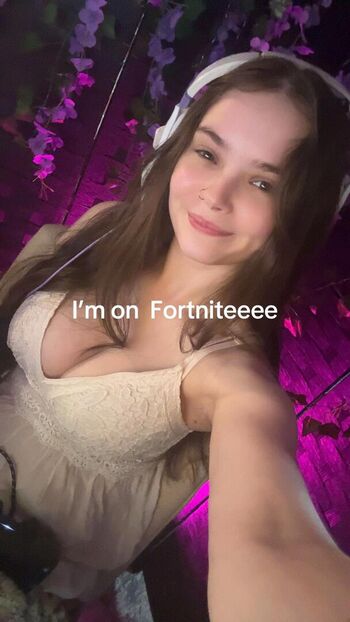 Full leaked Clumsy ori private onlyfans photo