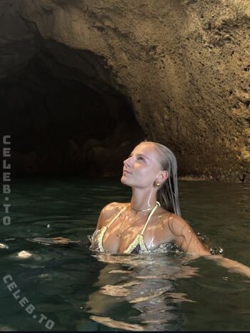 Full leaked Coliendk private onlyfans photo