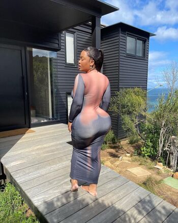 Full leaked Cyan bouje private onlyfans photo