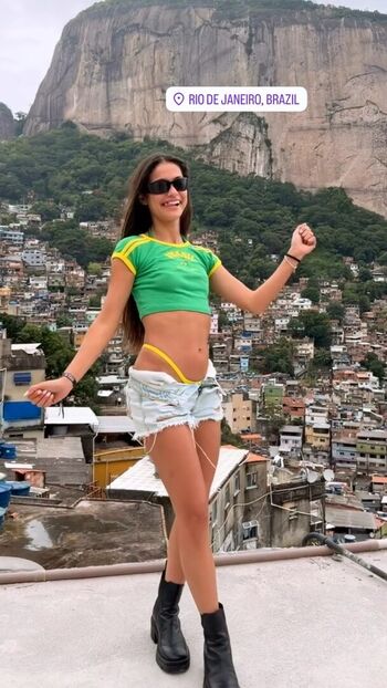 Cynthia Senek