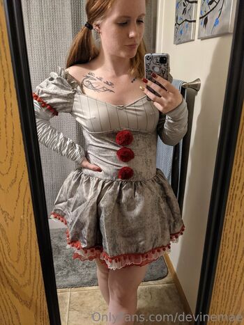 Full leaked Devinemae private onlyfans photo