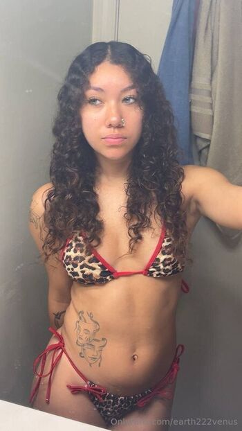 Full leaked Earthvenus private onlyfans photo