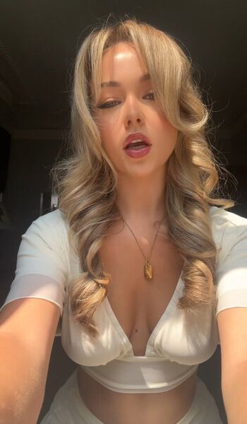 Full leaked Ellie dadd private onlyfans photo