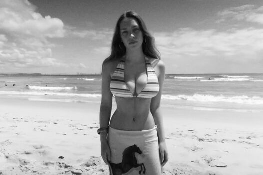Full leaked Ellie warmbrunn private onlyfans photo