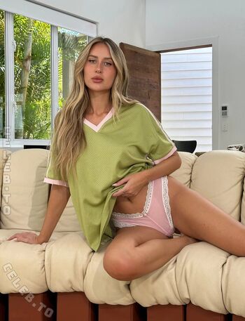 Full leaked Emily venz page private onlyfans photo