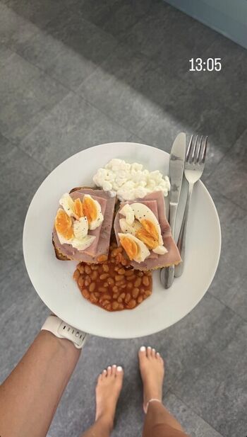 Full leaked Emleyfitness private onlyfans photo