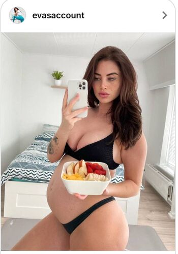 Full leaked Evasaccount private onlyfans photo