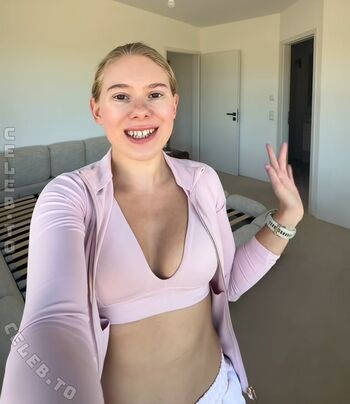 Full leaked Fitbyhannaah private onlyfans photo