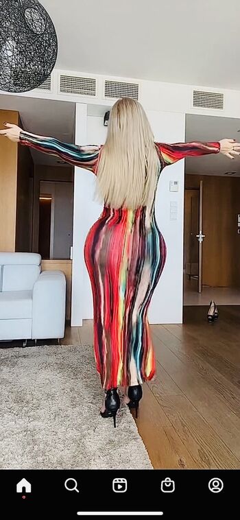 fitcurvyanna
