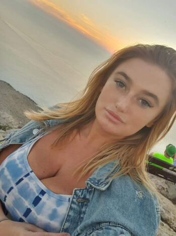 Full leaked Jessieeloux private onlyfans photo