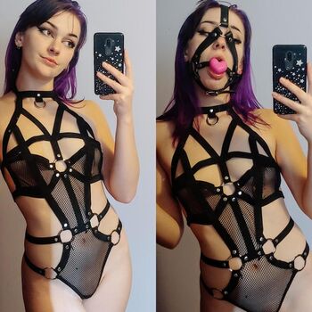 Full leaked Kinkygoth private onlyfans photo