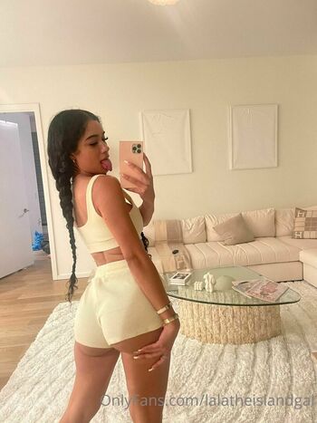 Full leaked Lalatheislandgal private onlyfans photo