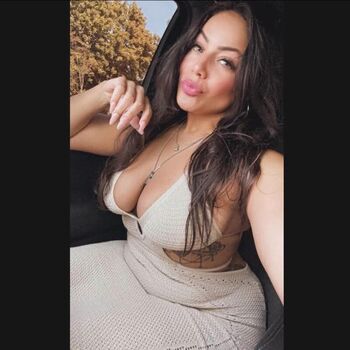 Full leaked Larissalopez private onlyfans photo