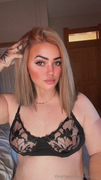 Full leaked Lexiejolleen private onlyfans photo
