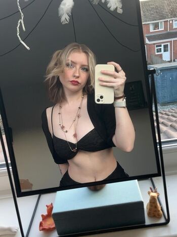Full leaked M ae private onlyfans photo