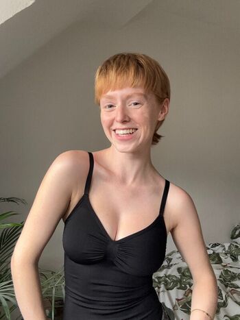 mai_buzzcut