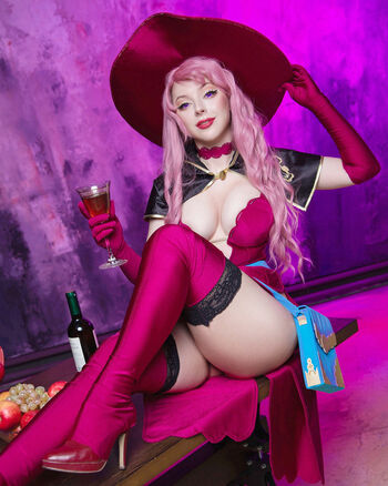 Mayweda Cosplay