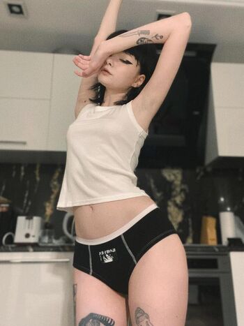 Full leaked Molly cemma private onlyfans photo