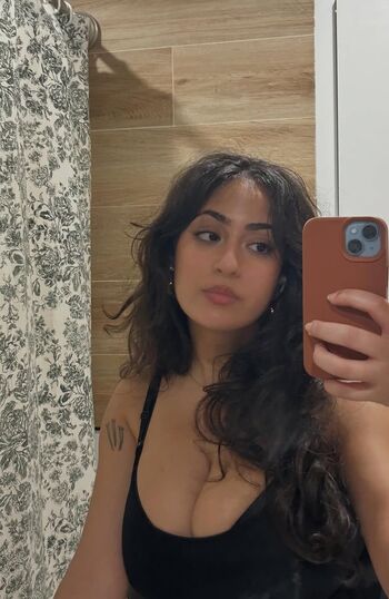 nefertittyyy