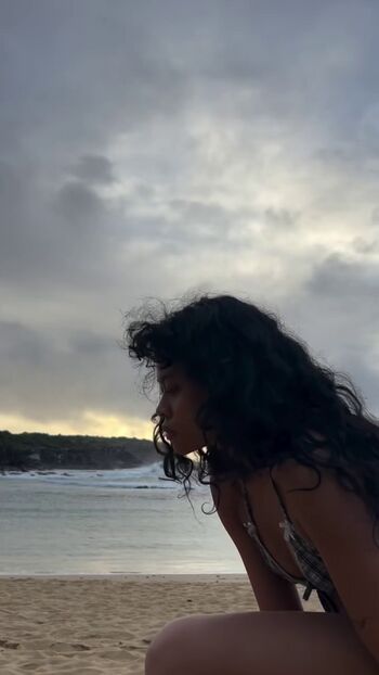 Full leaked Nuha jes izman private onlyfans photo