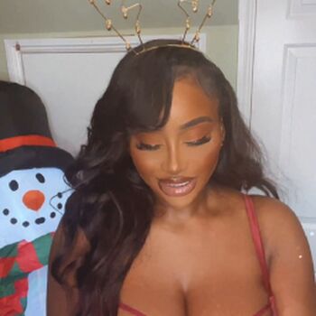 Full leaked Oluwalinda private onlyfans photo