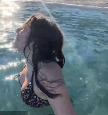 Özge Azunyan