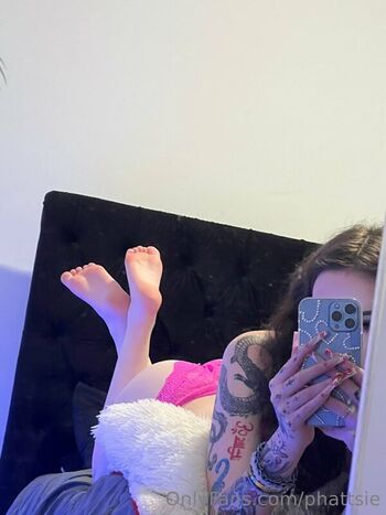 Full leaked Phattsie private onlyfans photo