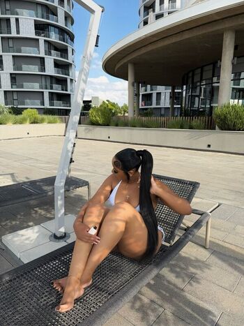 Full leaked Phobbicclwethu private onlyfans photo