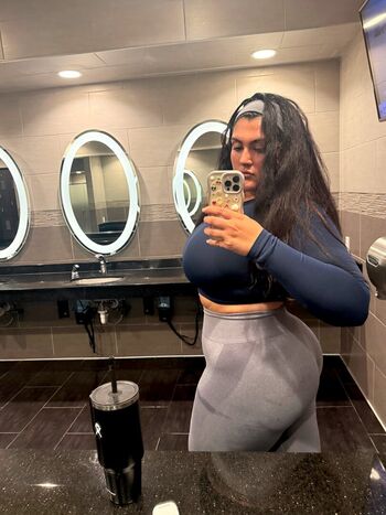 Full leaked Prettydesibabixo private onlyfans photo