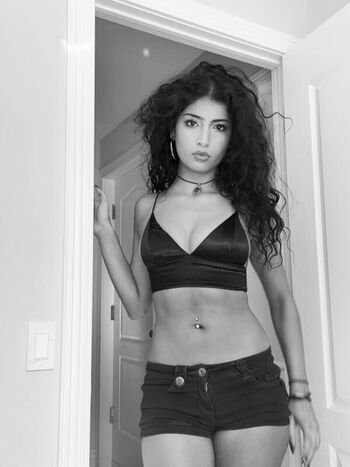 Sarah Hadjih