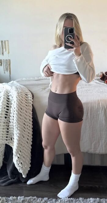 Full leaked Shealift private onlyfans photo