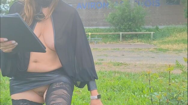 Full leaked Simona non solo radio private onlyfans photo