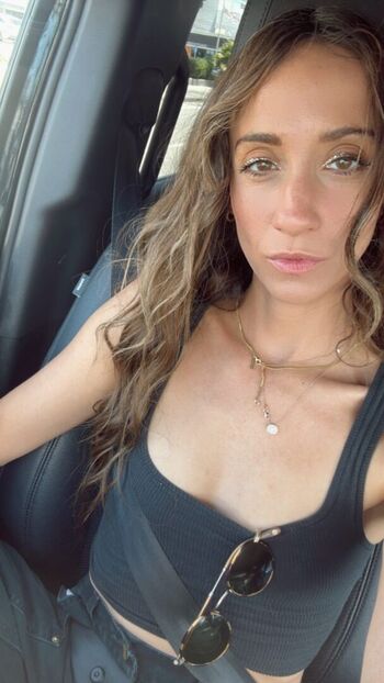 Stella Maeve