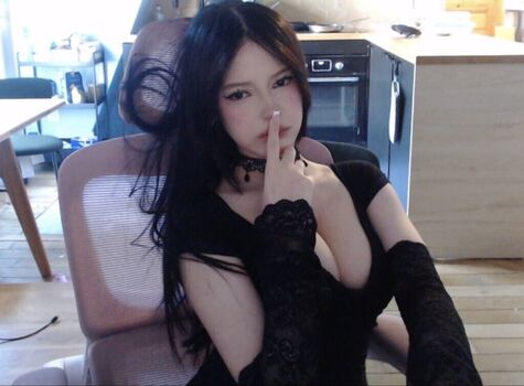 Full leaked T winter private onlyfans photo