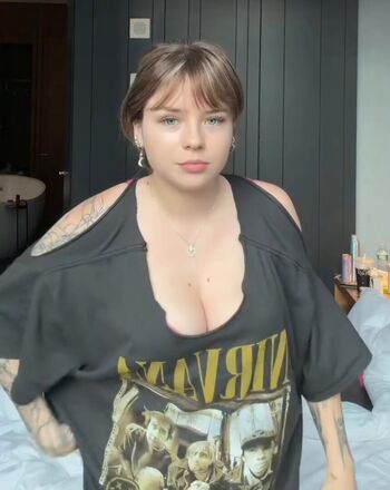 Full leaked Talissasmailey private onlyfans photo