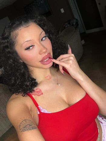 Full leaked Tarahmisu private onlyfans photo