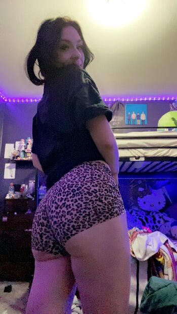 Full leaked Theyluv katie private onlyfans photo