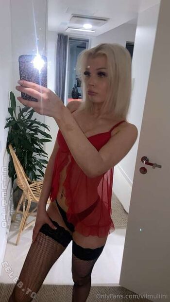 Full leaked Vilmulii private onlyfans photo