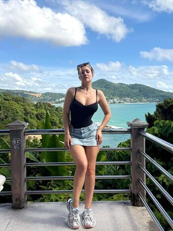Full leaked W bery private onlyfans photo