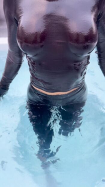 wetlooklisa