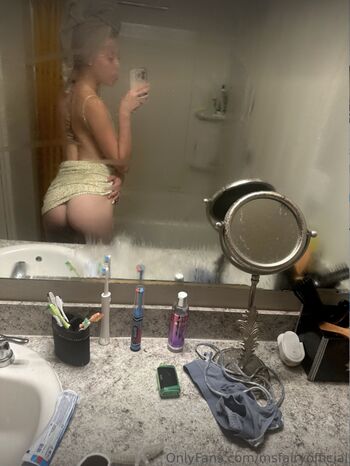 Full leaked Xpussyfairyx private onlyfans photo